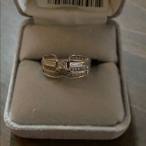 Diamond engagement ring and wedding ring